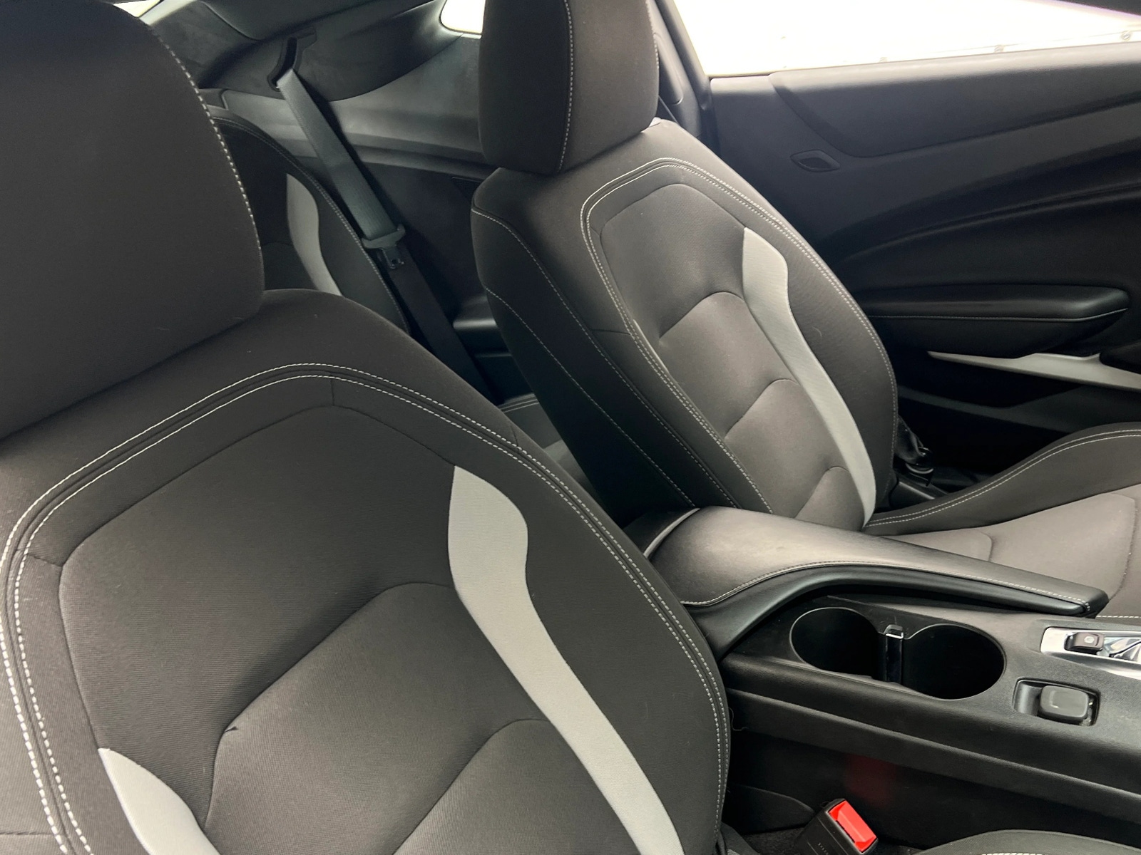 Thumbnail: 2019 Chevrolet Camaro - 2