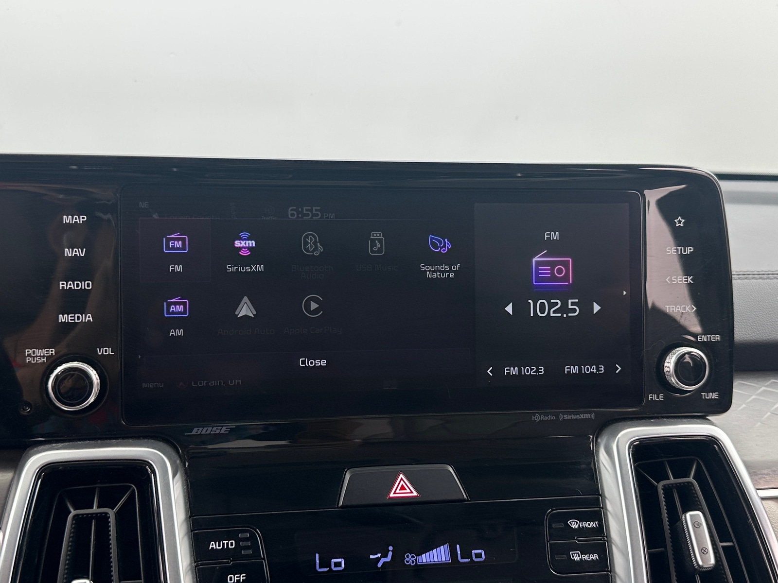 Thumbnail: 2022 Kia Sorento - 3