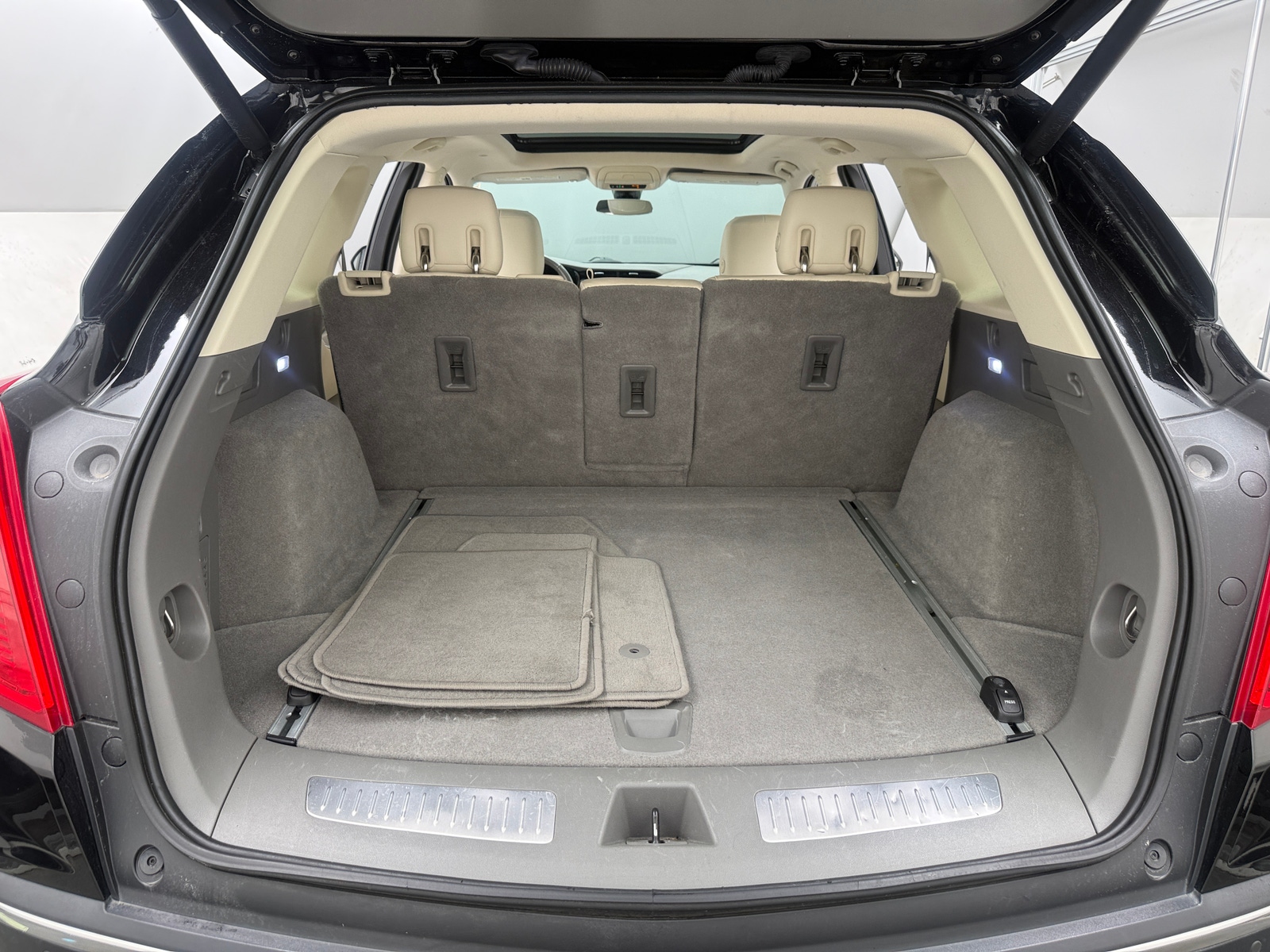 Thumbnail: 2019 Cadillac XT5 - 6