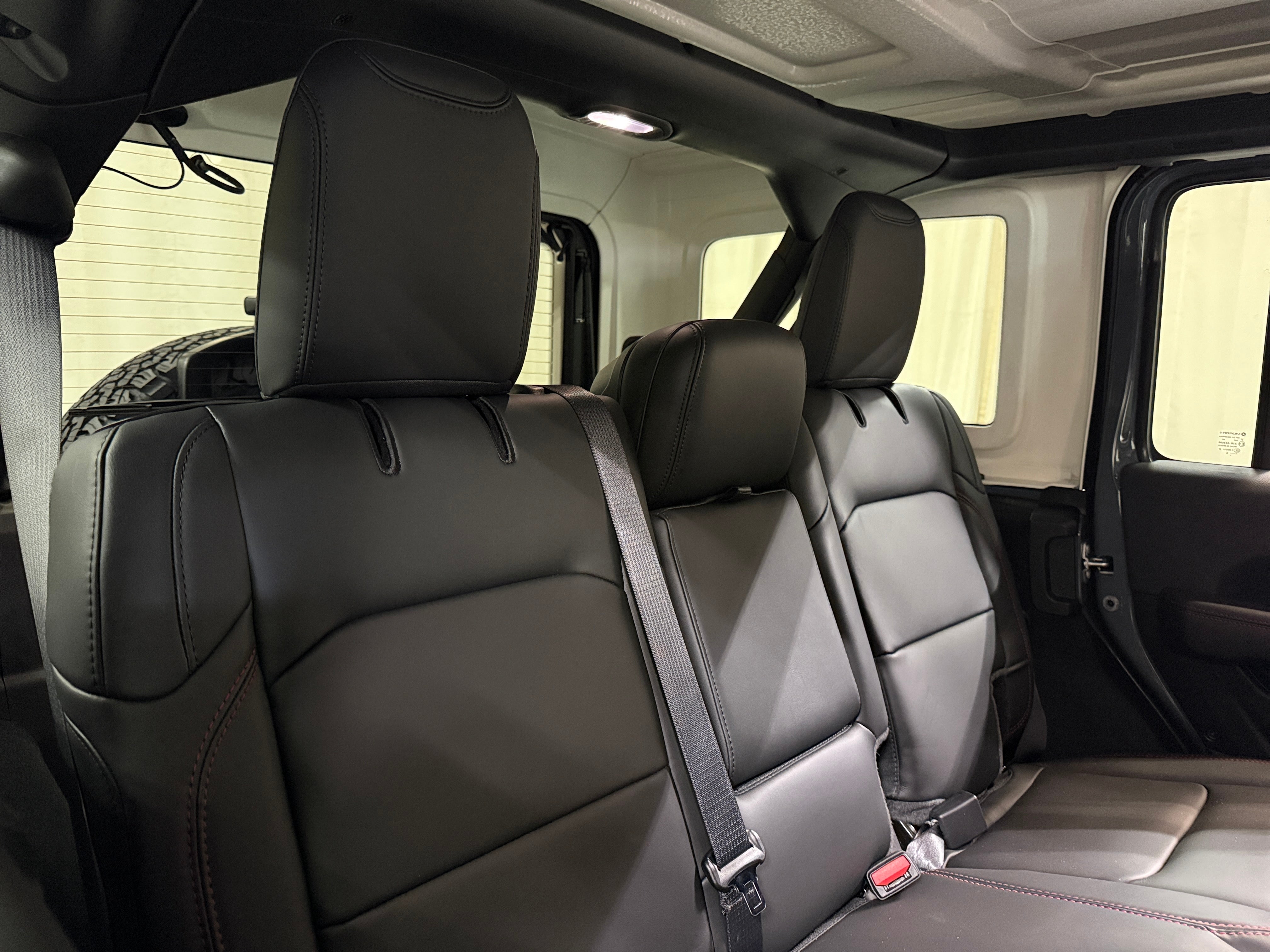 2026 Jeep Wrangler 4-Door Rubicon - Photo 5