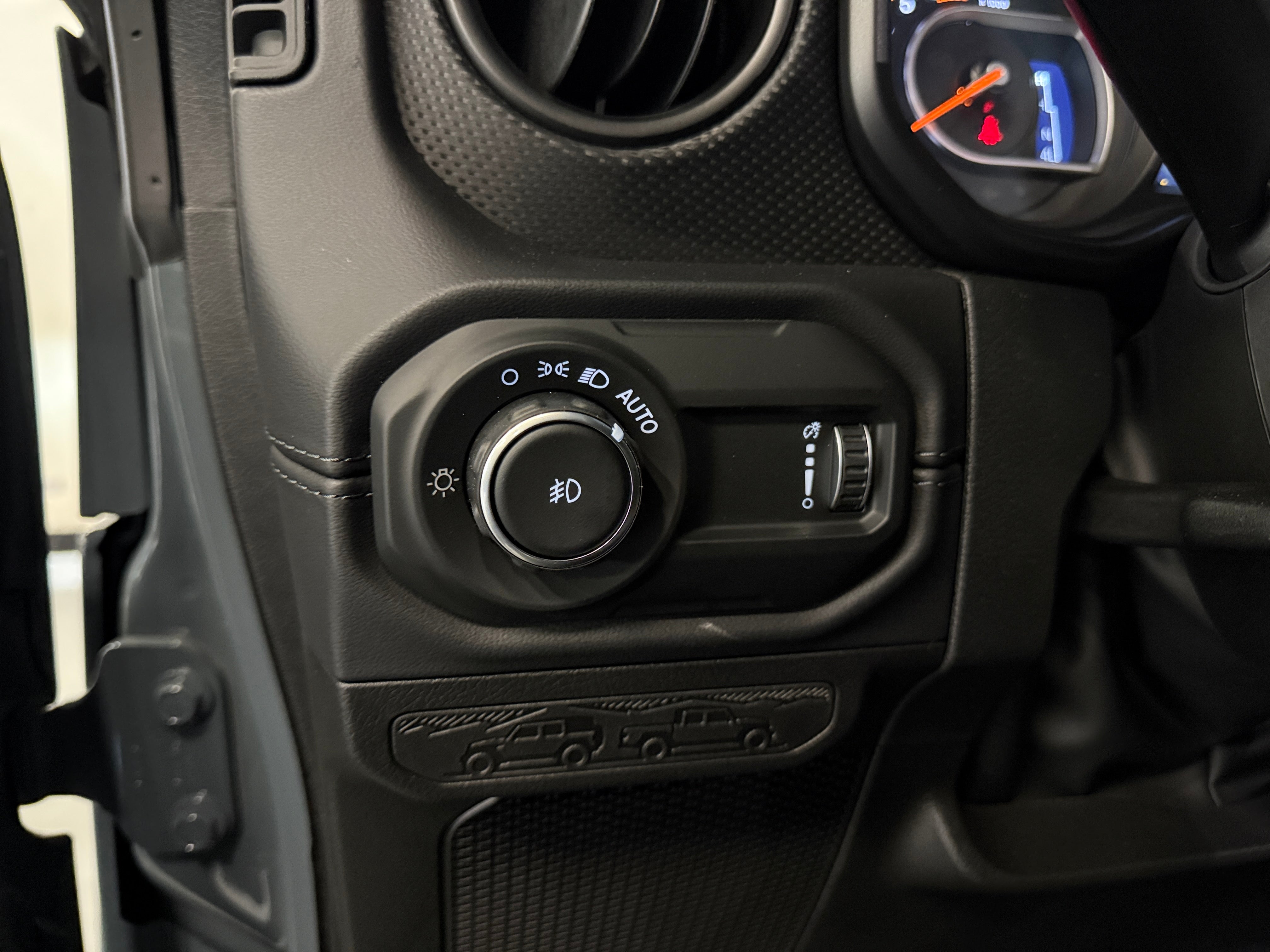 2026 Jeep Wrangler 4-Door Rubicon - Photo 13