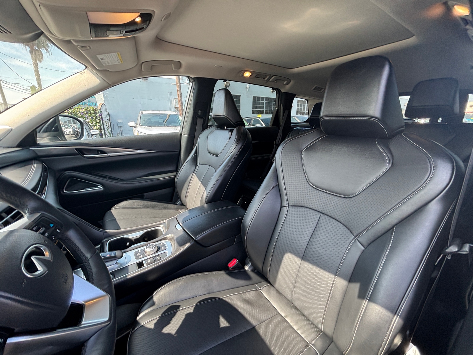 Thumbnail: 2026 INFINITI QX60 - 2
