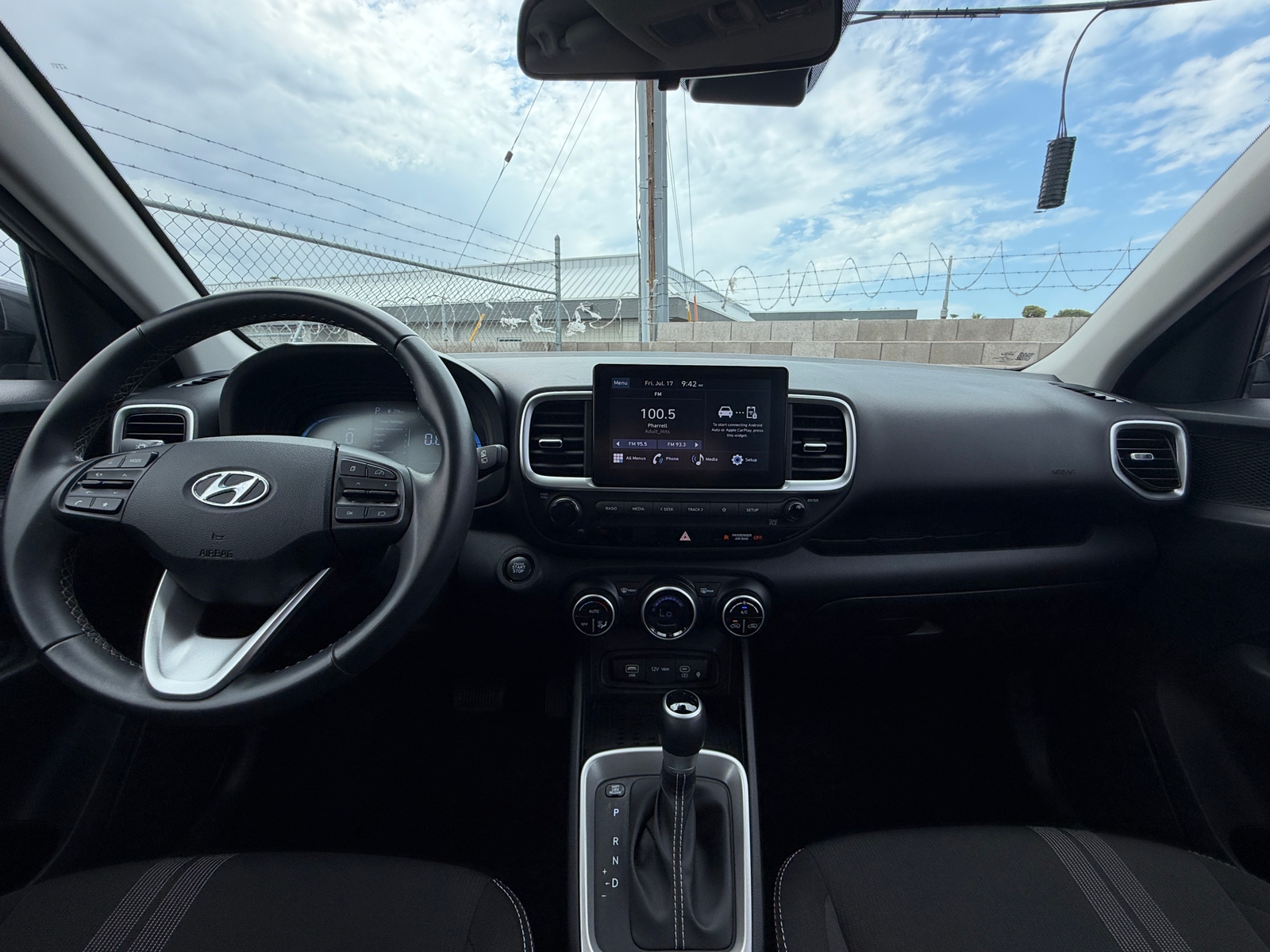 Thumbnail: 2026 Hyundai Venue - 3