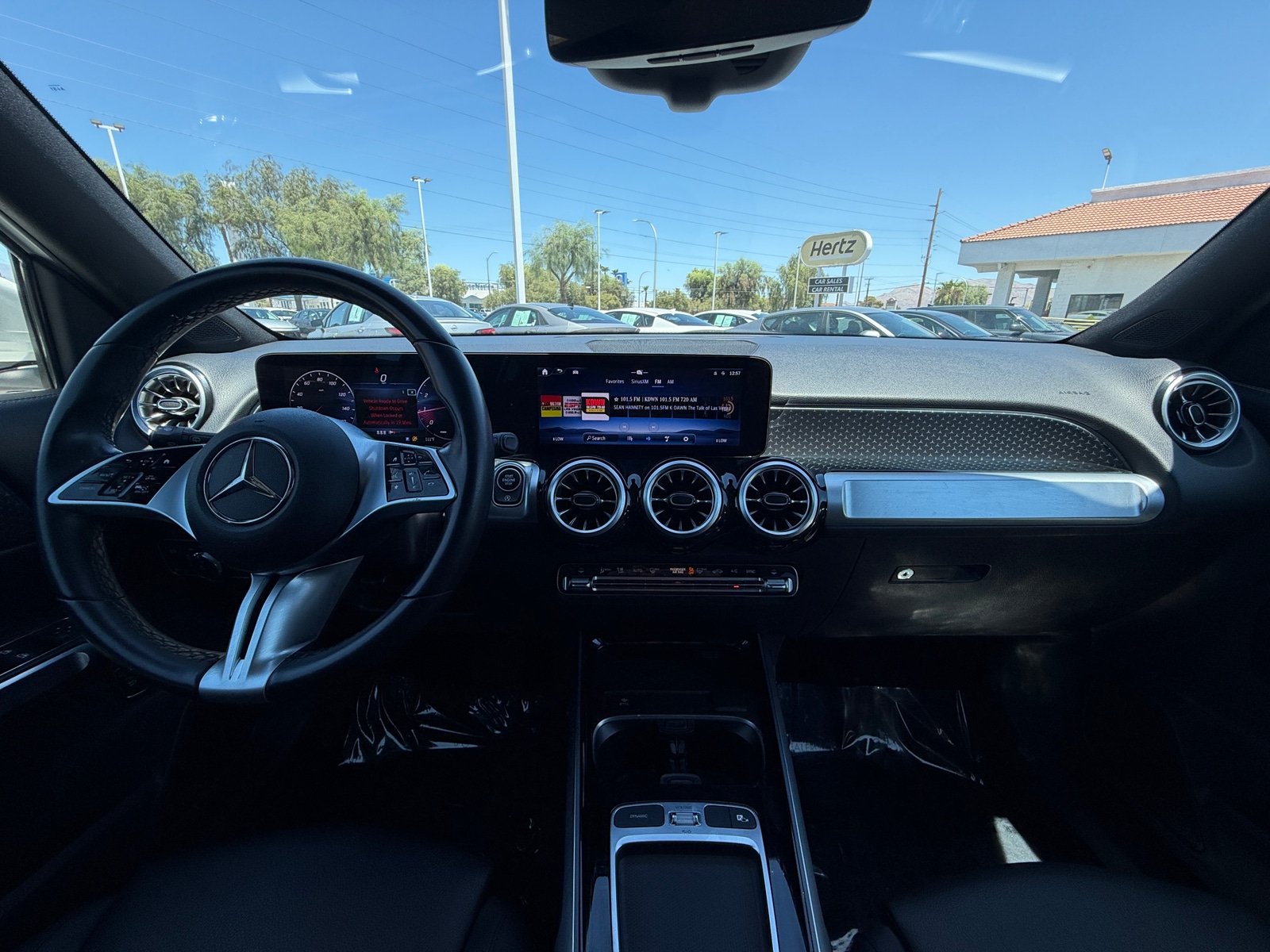 Thumbnail: 2025 Mercedes-Benz GLB - 3