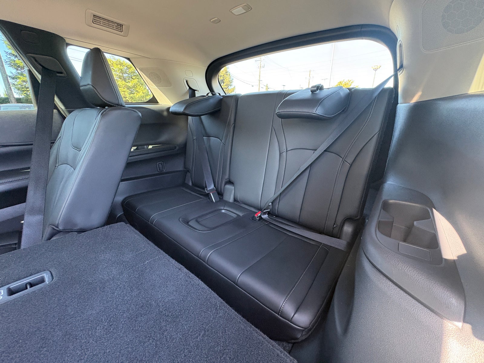 Thumbnail: 2026 INFINITI QX60 - 6