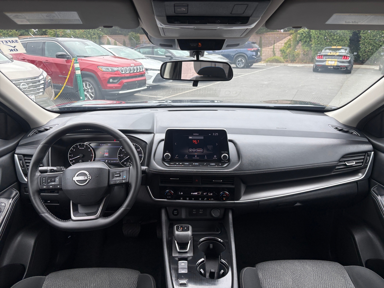 Thumbnail: 2025 Nissan Rogue - 3