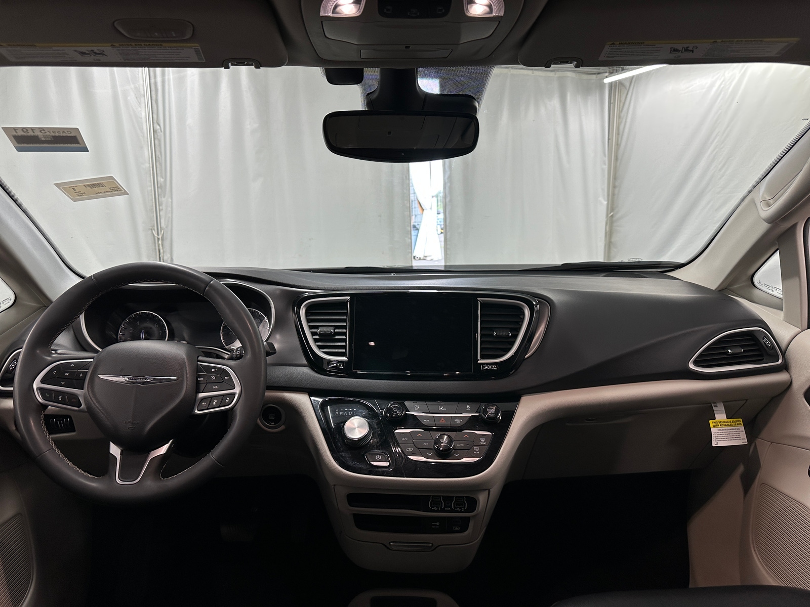 Thumbnail: 2022 Chrysler Pacifica - 2