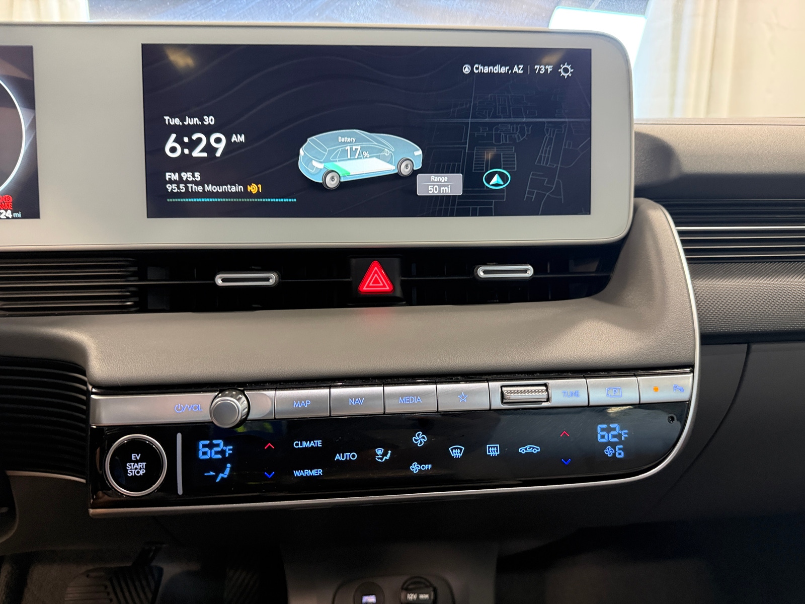 Thumbnail: 2024 Hyundai Ioniq 5 - 3