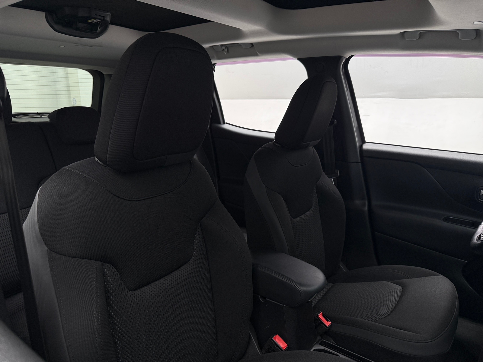 Thumbnail: 2018 Jeep Renegade - 2