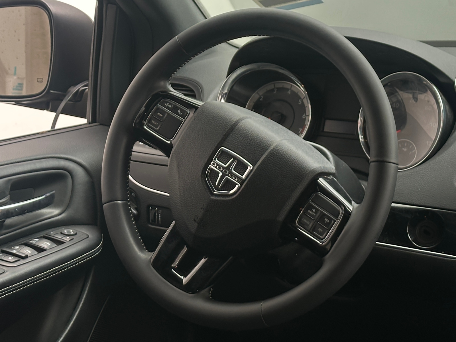 Thumbnail: 2019 Dodge Grand Caravan - 5