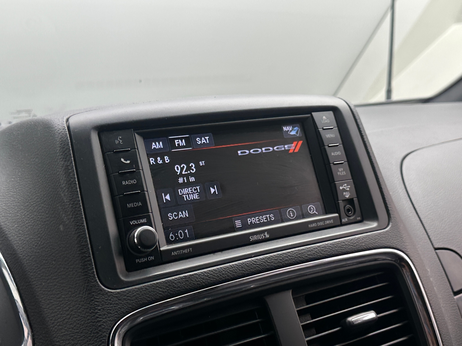 Thumbnail: 2019 Dodge Grand Caravan - 4