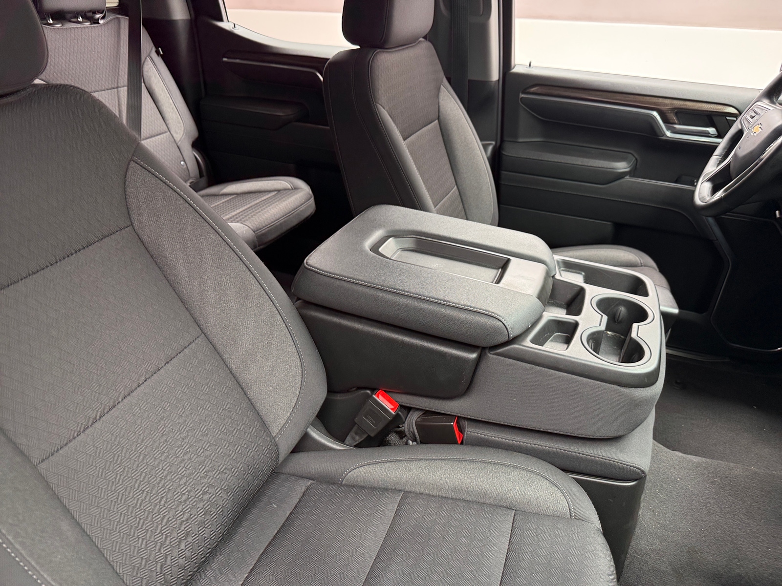 Thumbnail: 2024 Chevrolet Silverado 1500 - 2