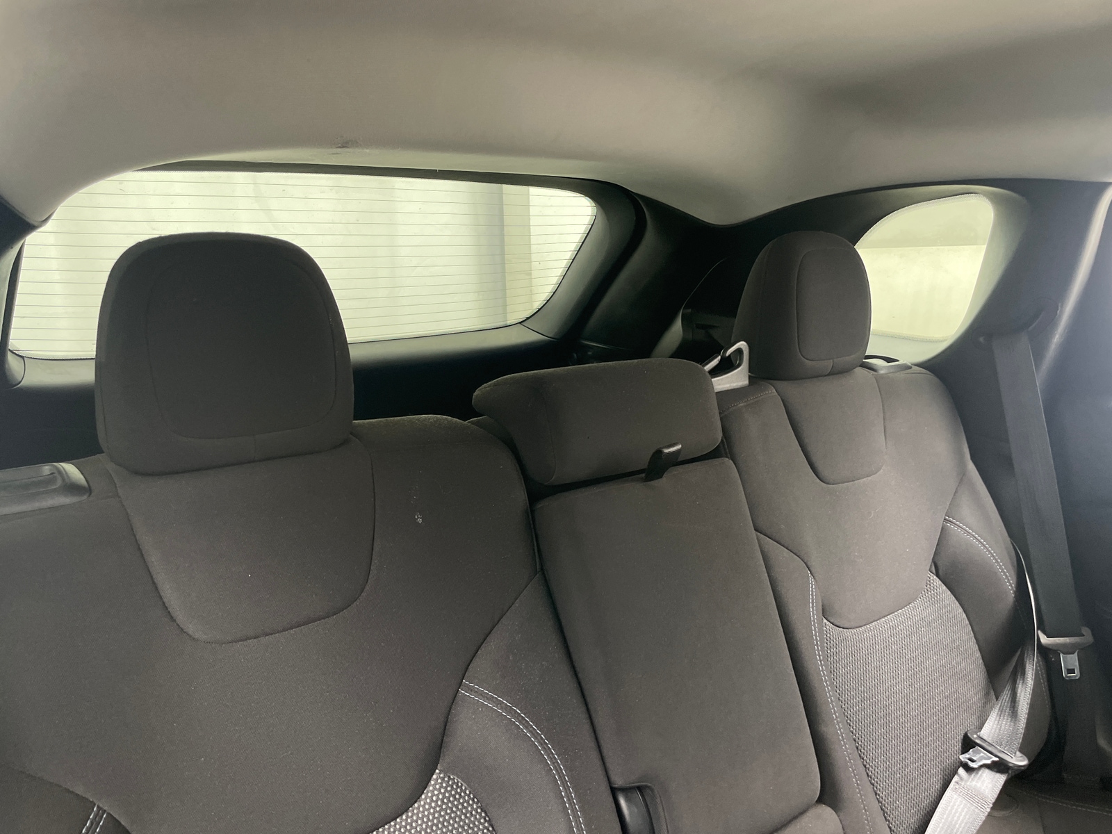 Thumbnail: 2020 Jeep Cherokee - 6
