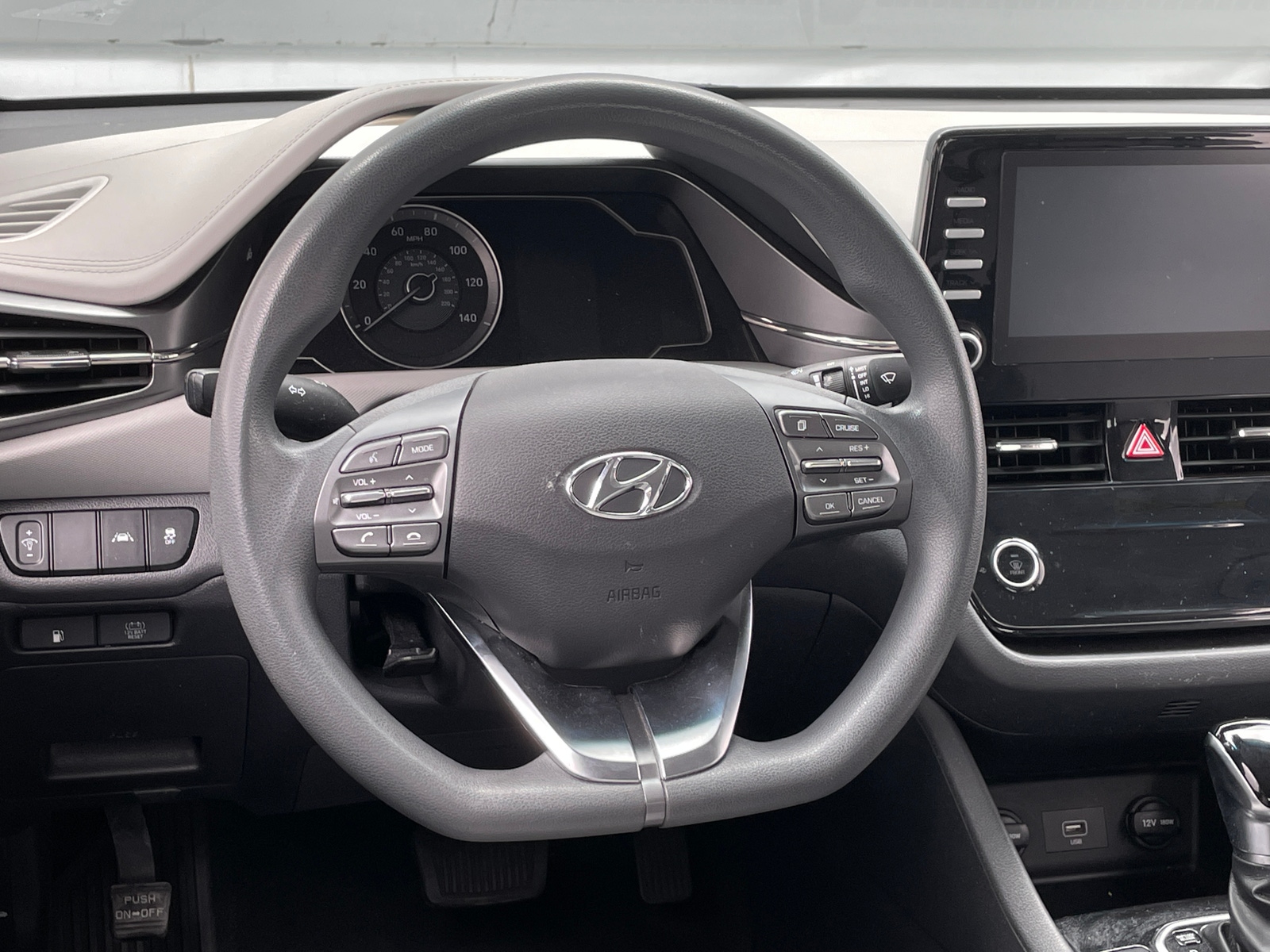 Thumbnail: 2020 Hyundai Ioniq - 5