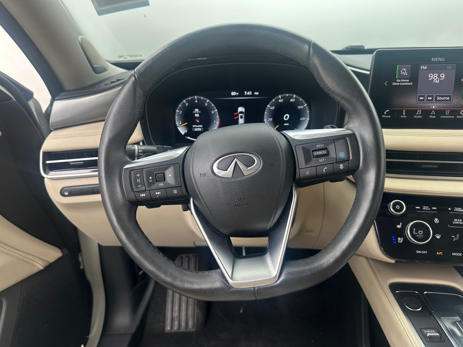 Thumbnail: 2023 INFINITI QX60 - 4
