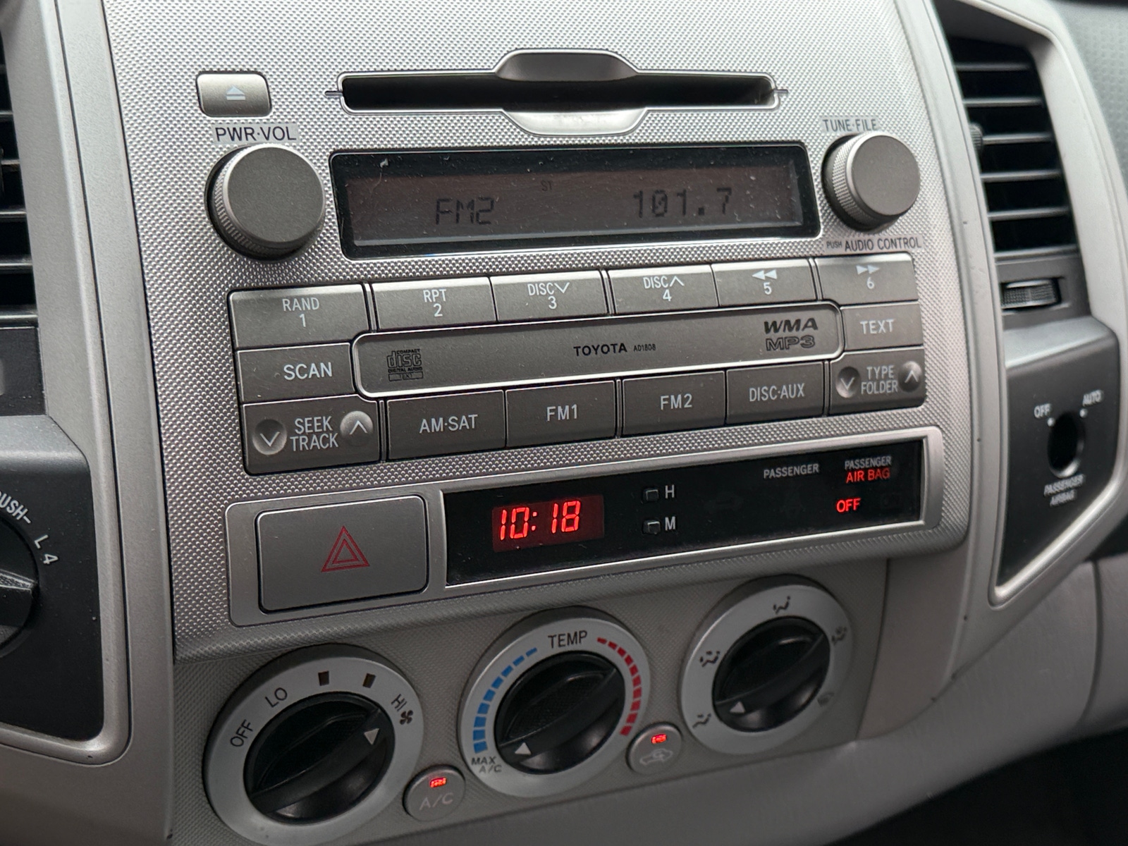 Thumbnail: 2011 Toyota Tacoma - 4