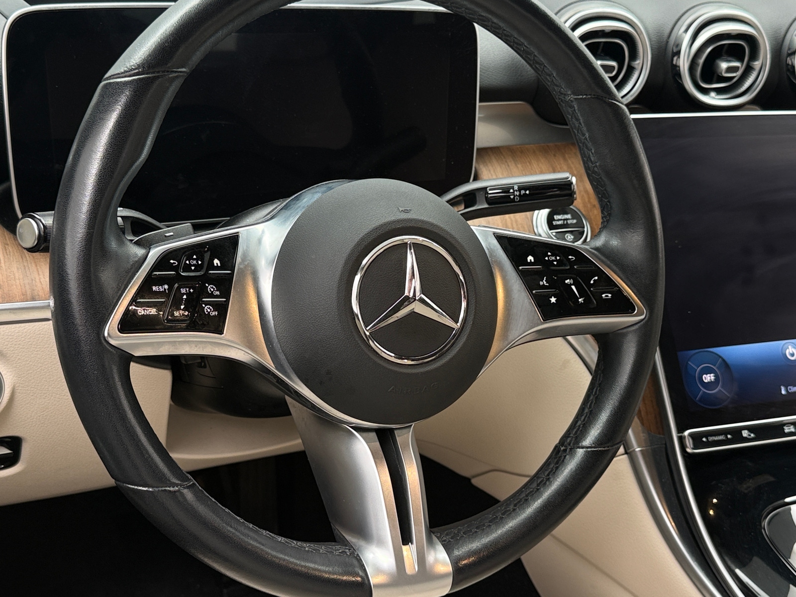 Thumbnail: 2022 Mercedes-Benz C-Class - 4