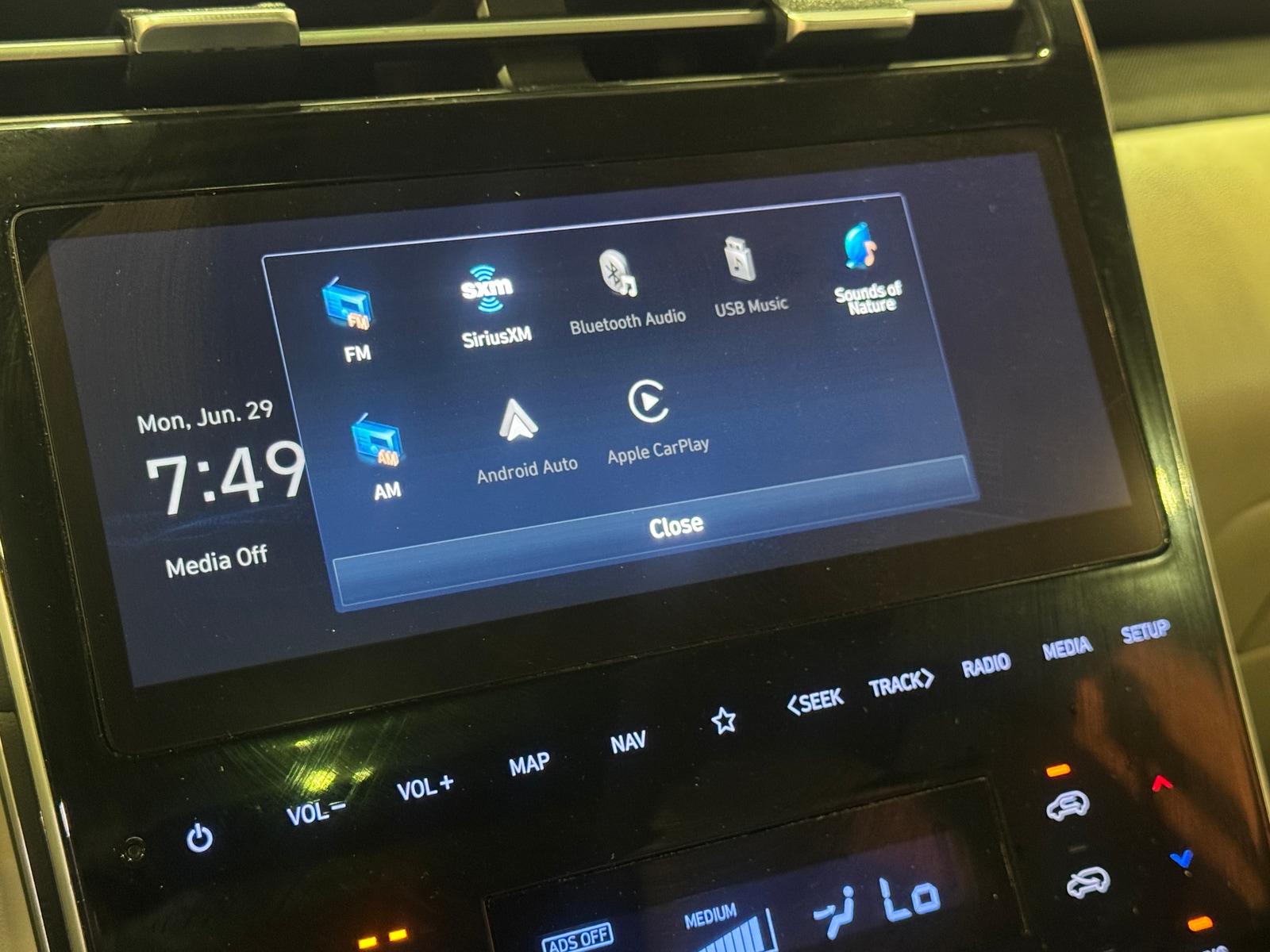 Thumbnail: 2024 Hyundai Tucson - 3