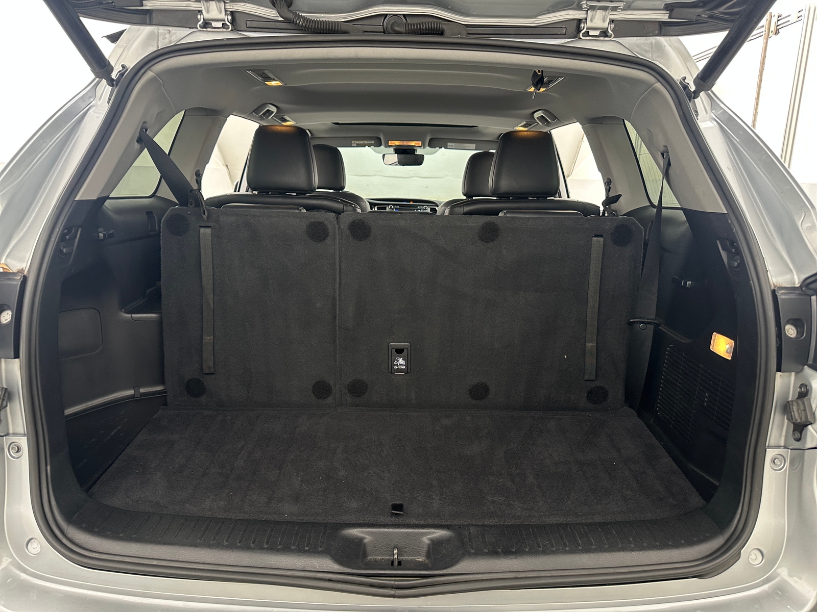 Thumbnail: 2019 Toyota Highlander - 6