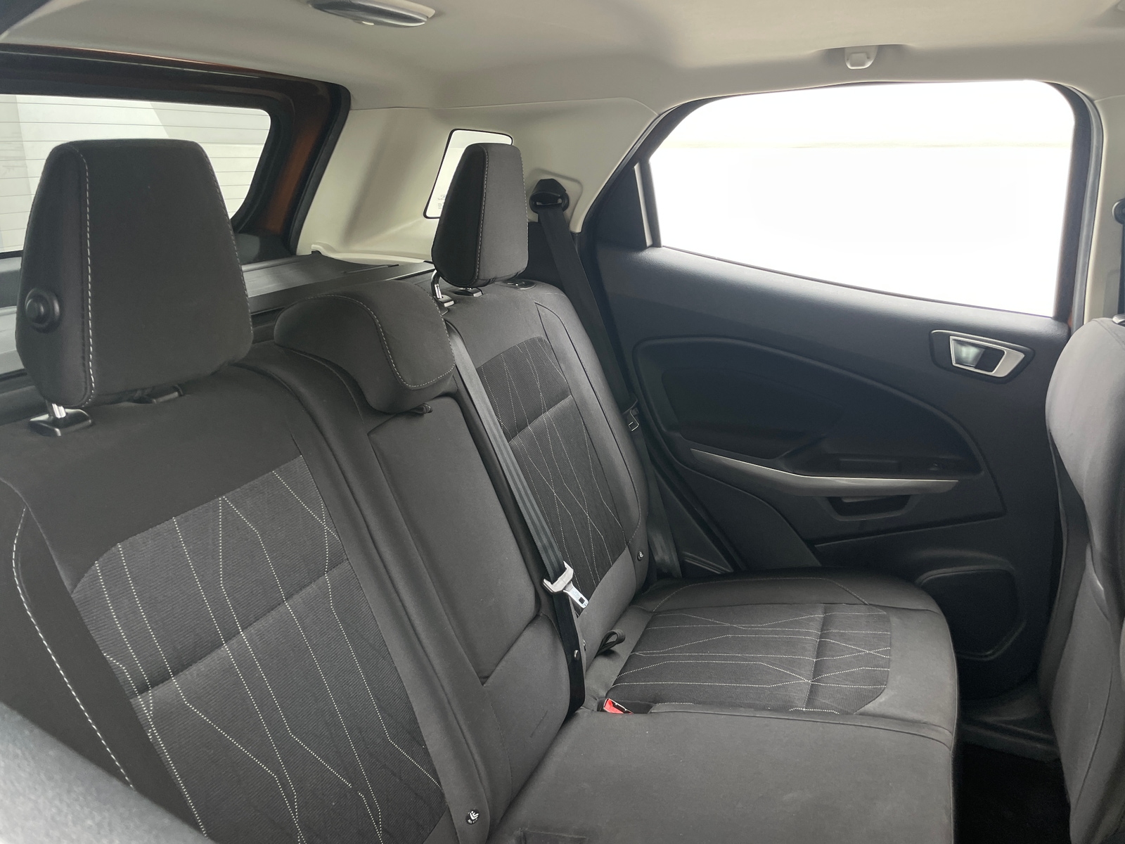 Thumbnail: 2018 Ford EcoSport - 6