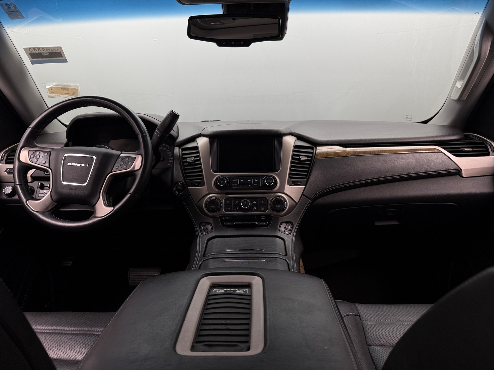 Thumbnail: 2017 GMC Yukon - 2