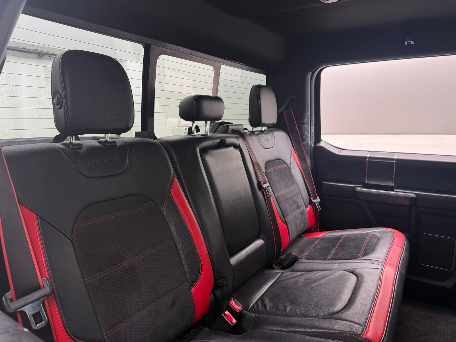 Thumbnail: 2017 Ford Econoline - 6