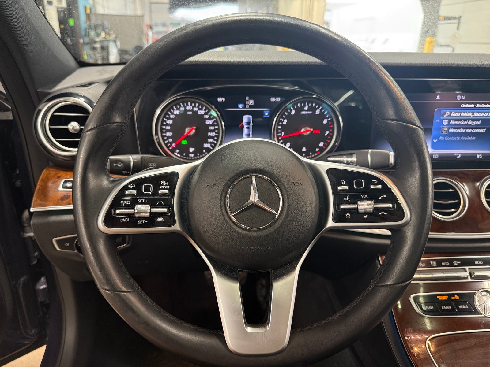 Thumbnail: 2019 Mercedes-Benz E-Class - 4