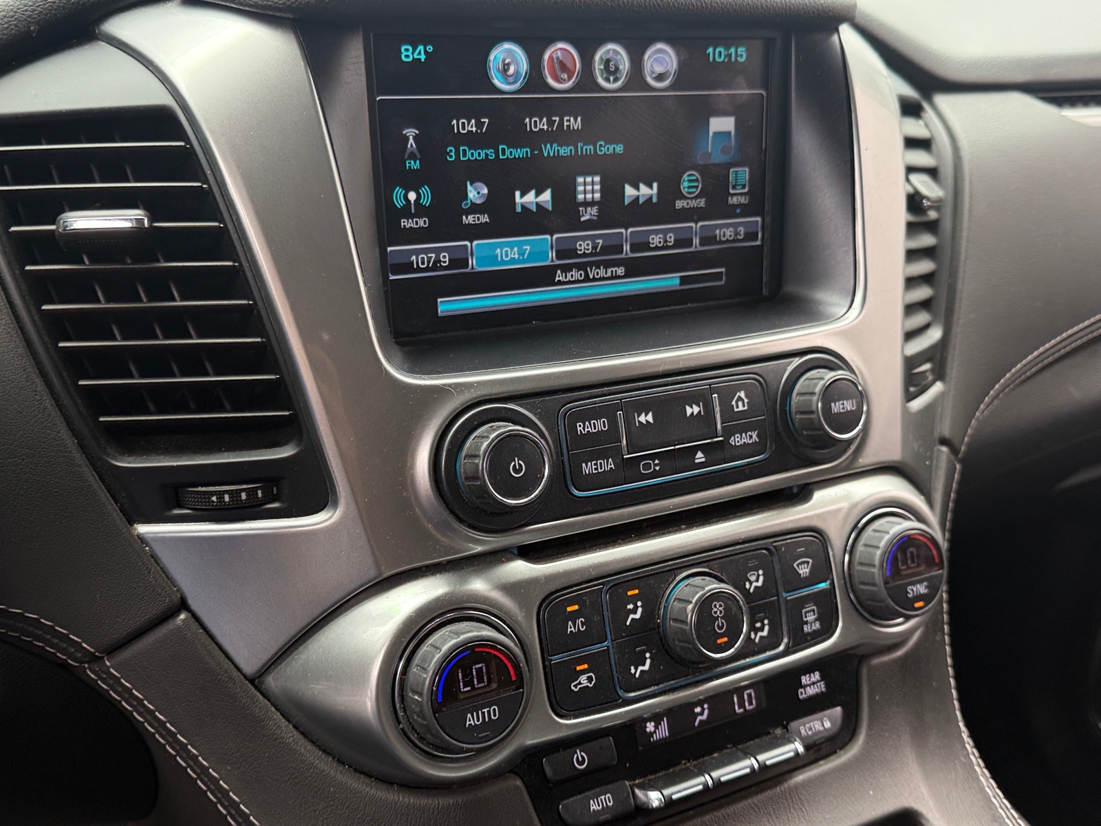 Thumbnail: 2020 Chevrolet Tahoe - 4