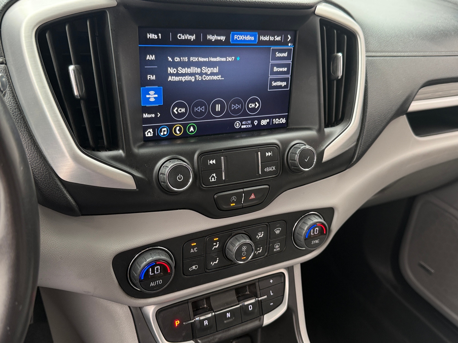 Thumbnail: 2022 GMC Terrain - 3