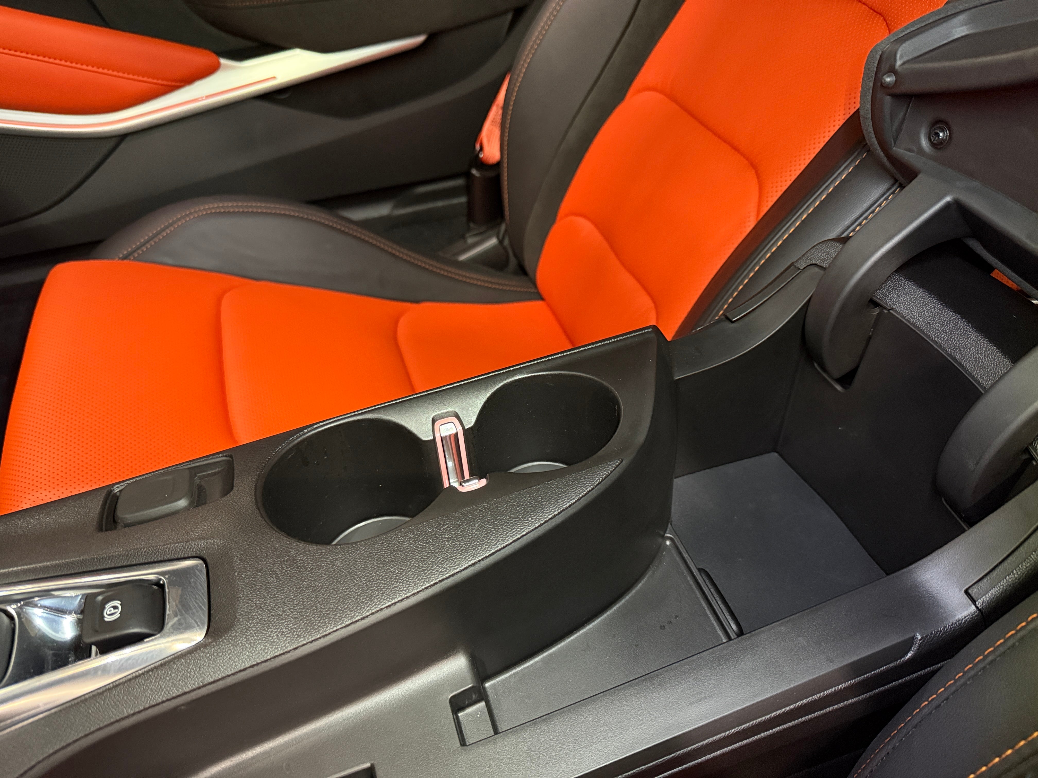 2018 Chevrolet Camaro 2LT - Photo 14