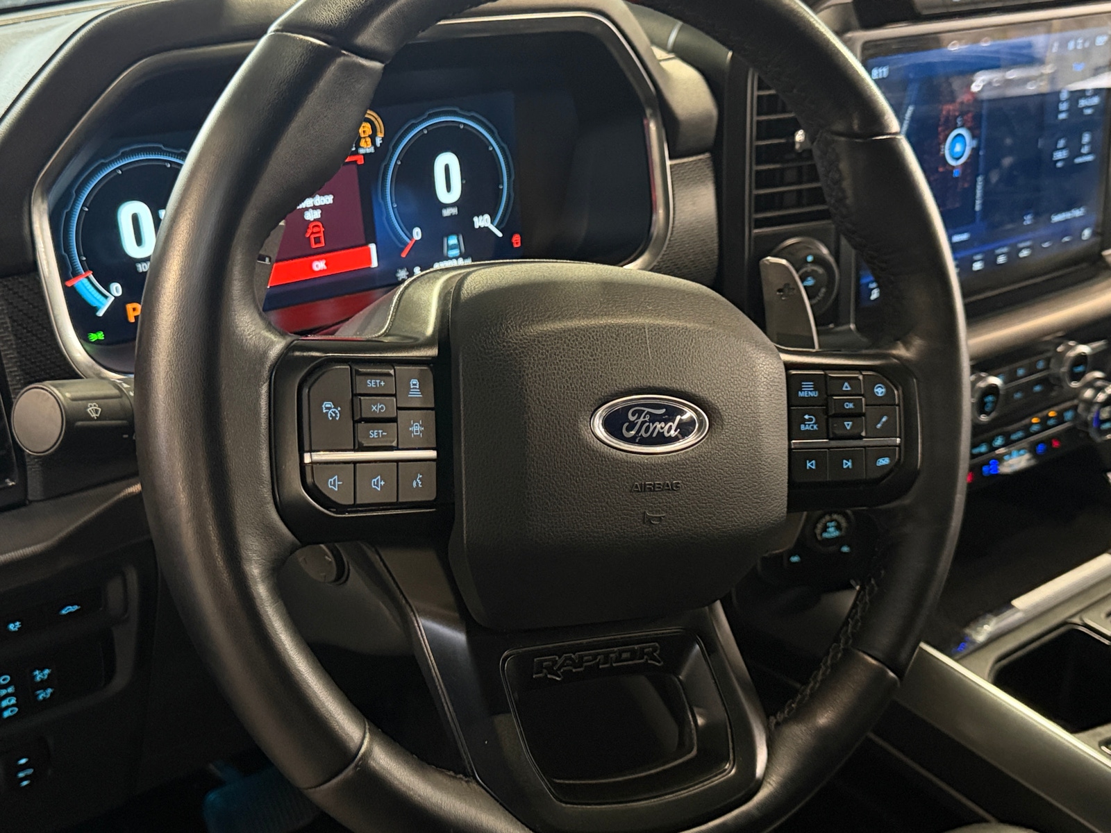 Thumbnail: 2021 Ford Econoline - 4