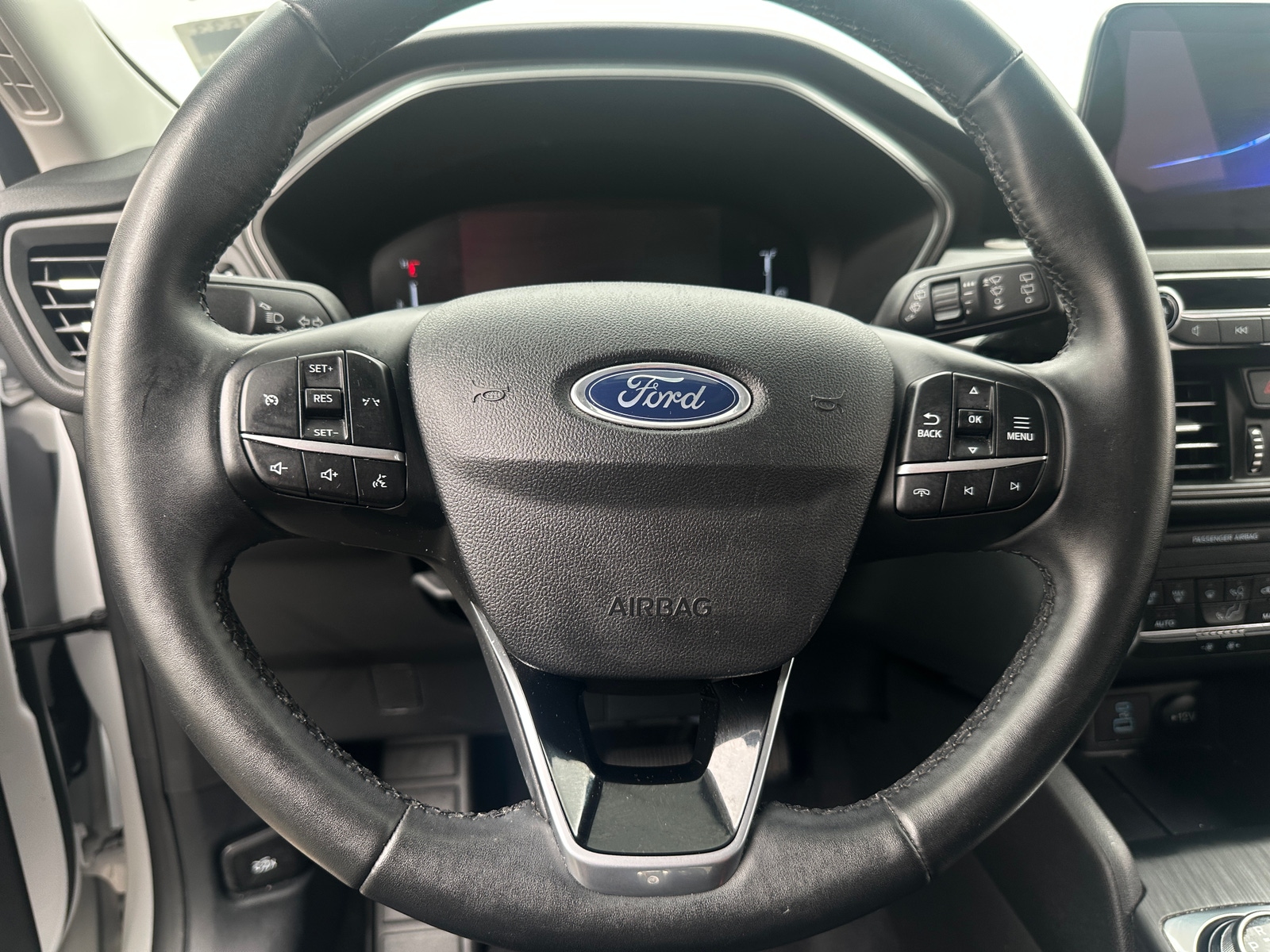 Thumbnail: 2023 Ford Escape - 5