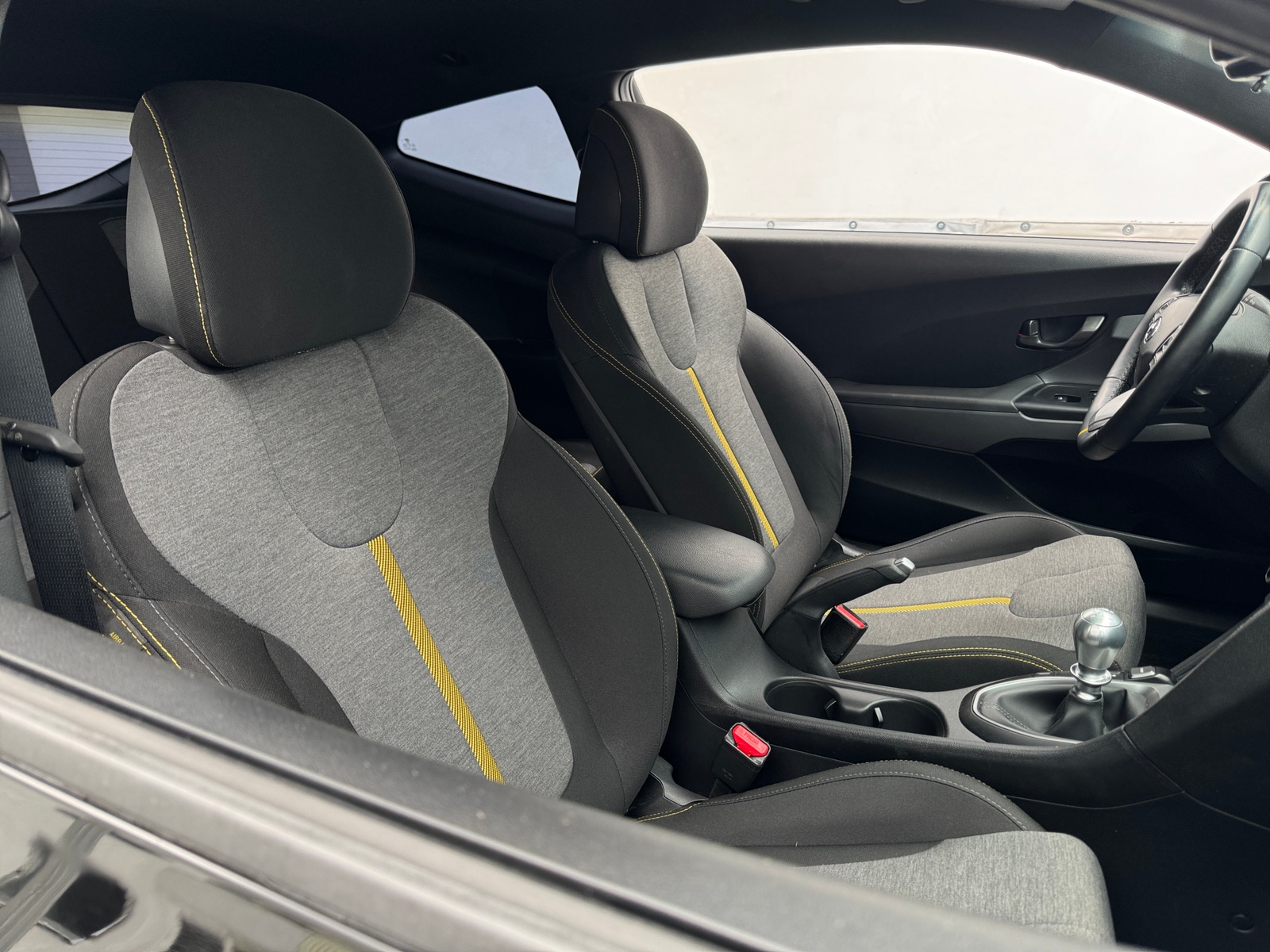 Thumbnail: 2020 Hyundai Veloster - 2