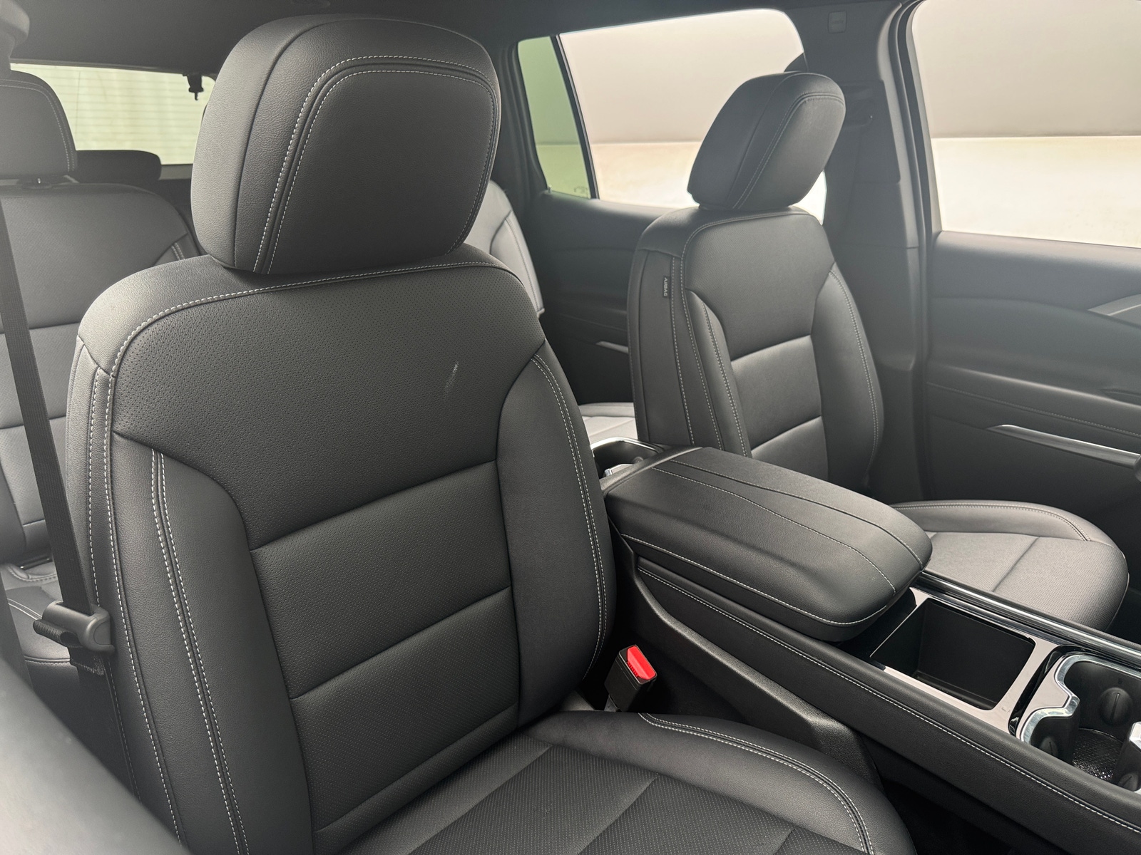 Thumbnail: 2026 Chevrolet Traverse - 2