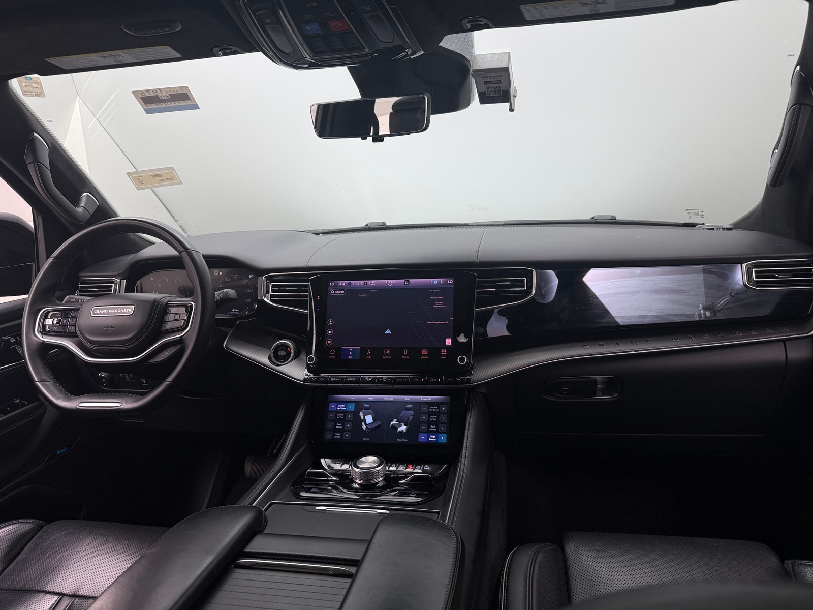 Thumbnail: 2024 Jeep Grand Wagoneer L - 2