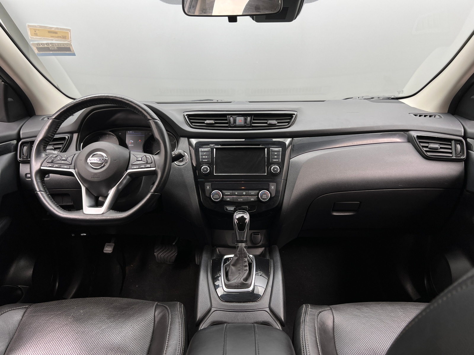 Thumbnail: 2021 Nissan Rogue Sport - 3