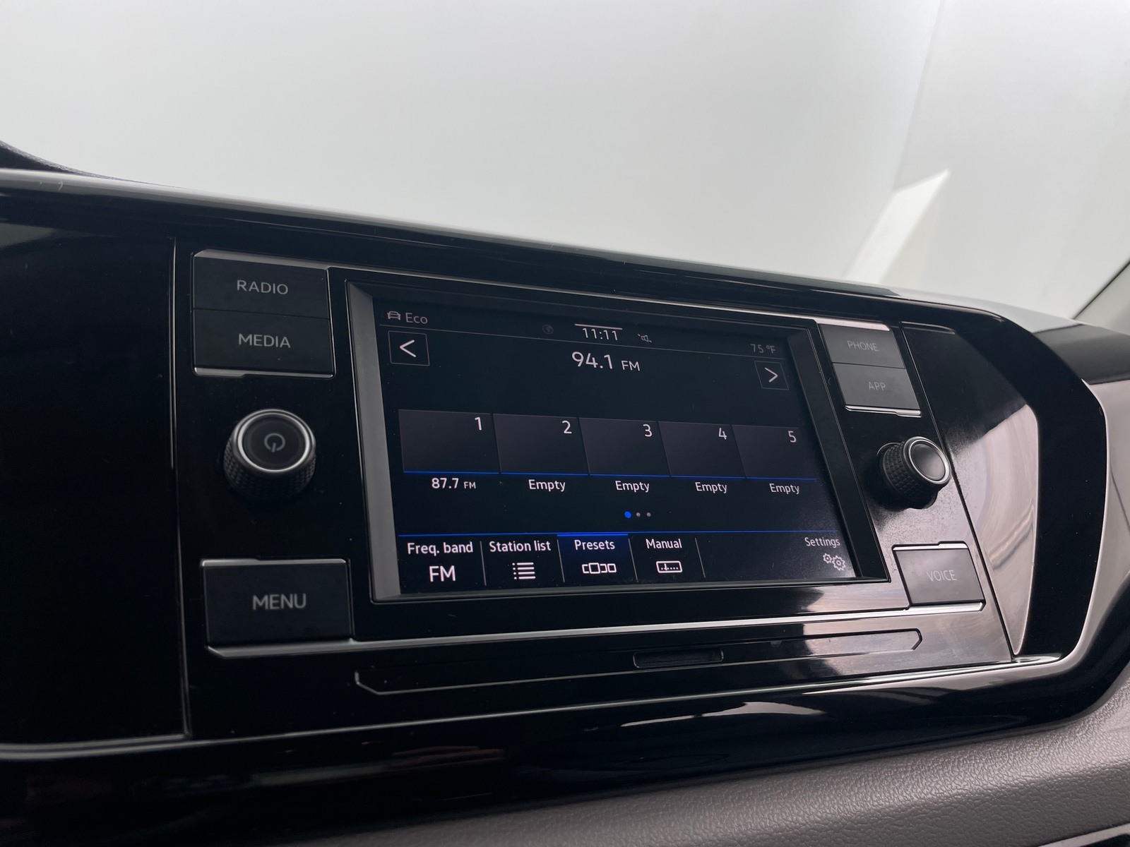 Thumbnail: 2024 Volkswagen Taos - 4