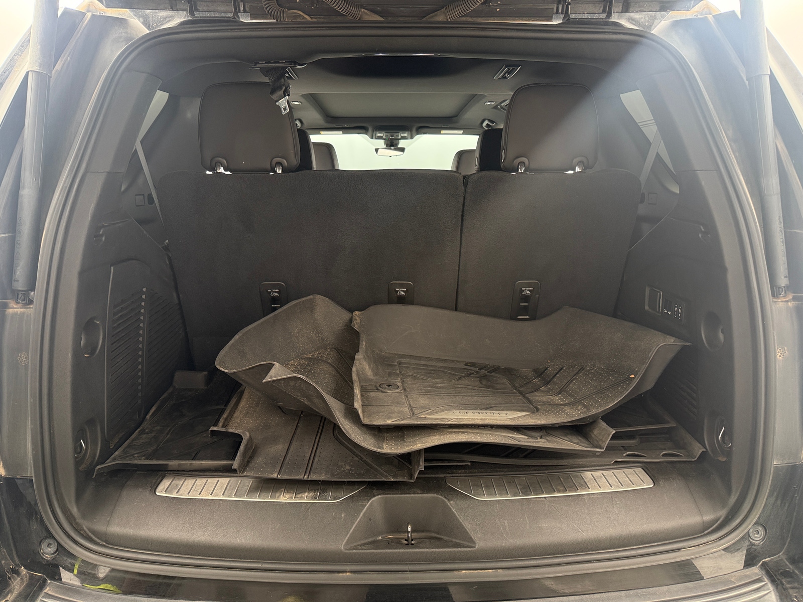 Thumbnail: 2021 Chevrolet Tahoe - 6