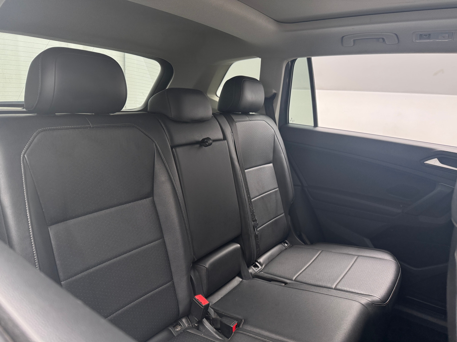 Thumbnail: 2019 Volkswagen Tiguan - 5