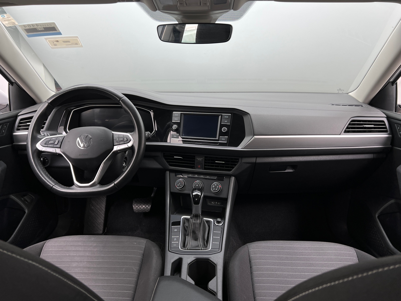 Thumbnail: 2024 Volkswagen Jetta - 3