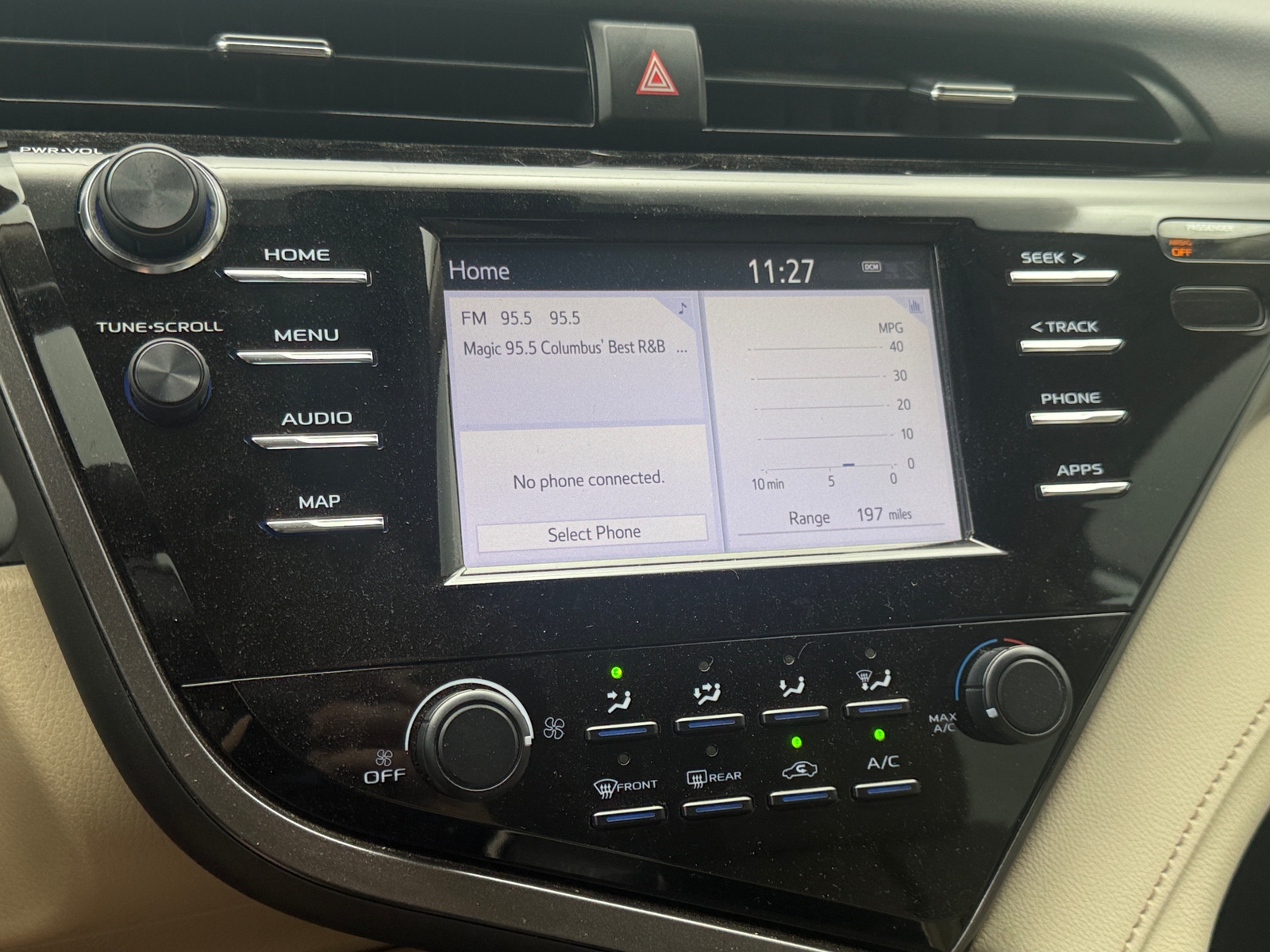 Thumbnail: 2019 Toyota Camry - 4