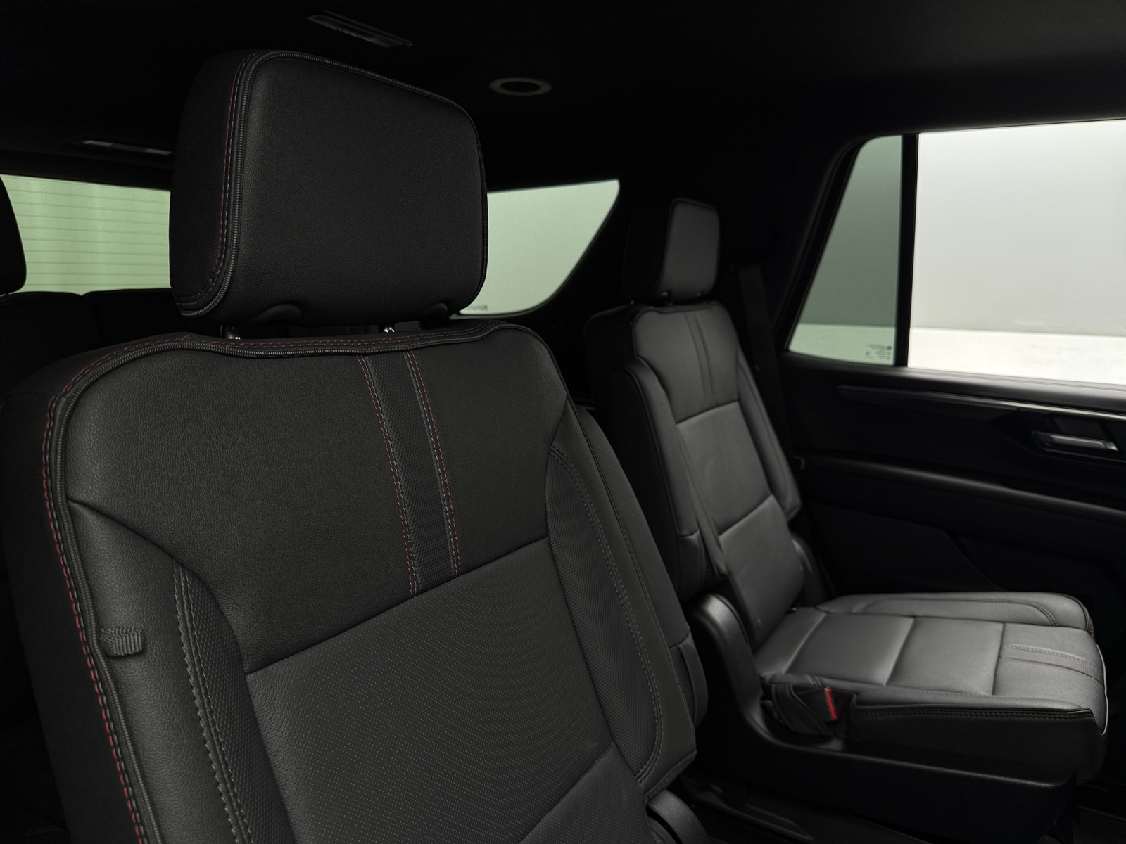 Thumbnail: 2026 Chevrolet Tahoe - 5
