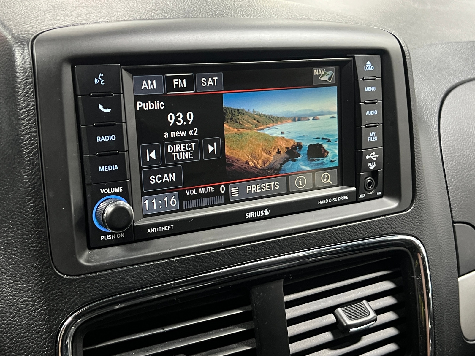 Thumbnail: 2014 Dodge Grand Caravan - 3