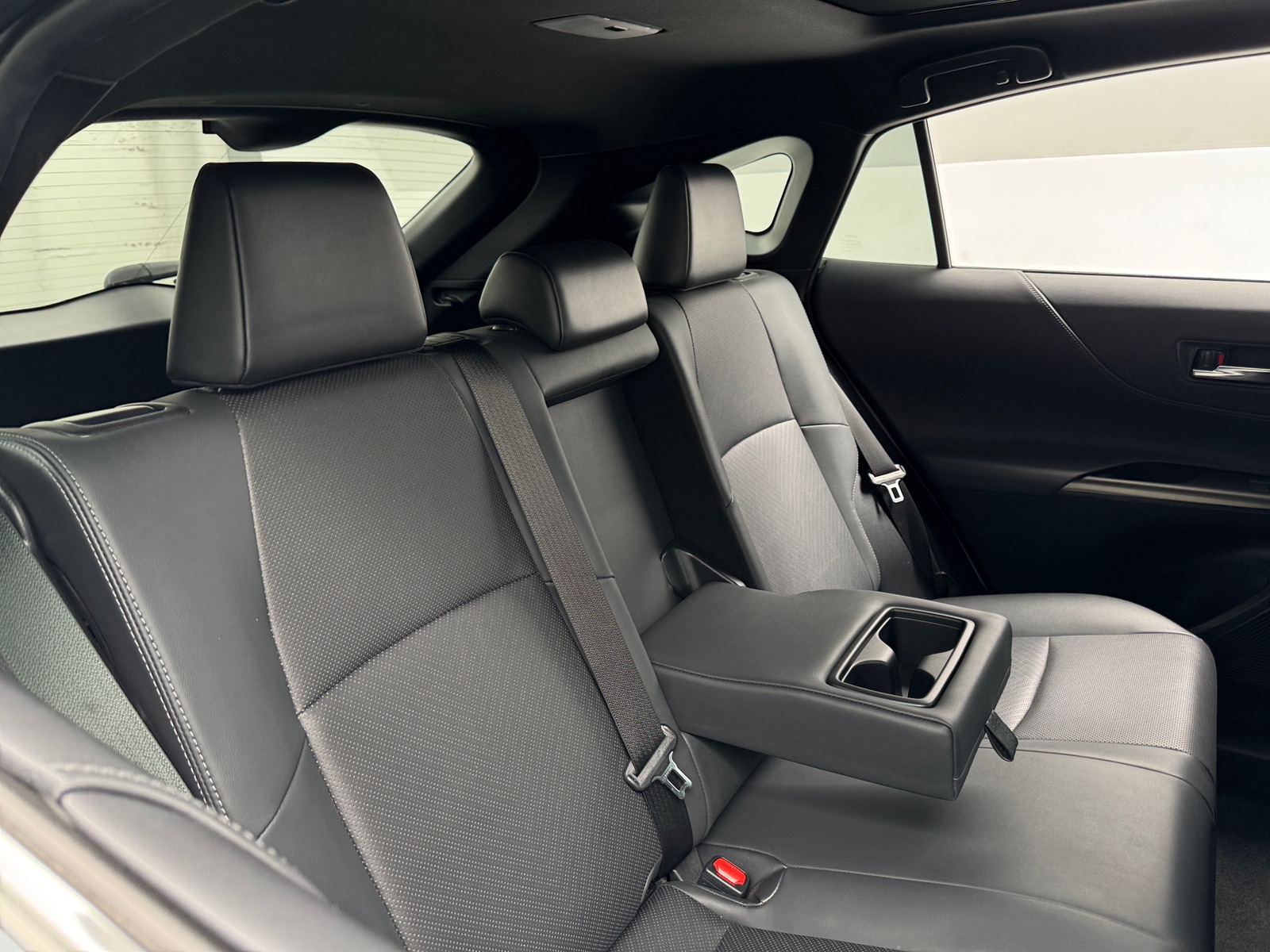 Thumbnail: 2021 Toyota Venza - 5