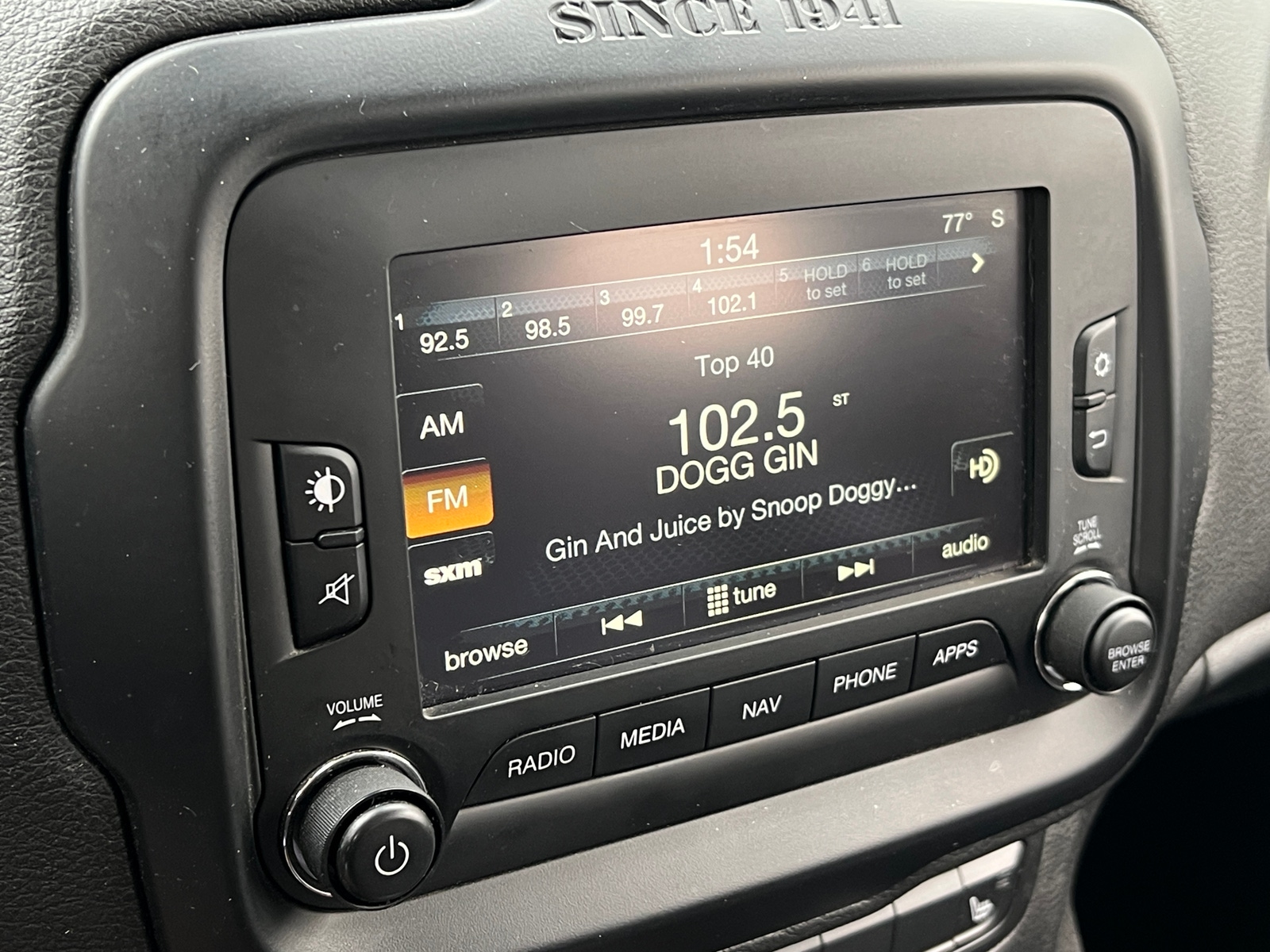 Thumbnail: 2017 Jeep Renegade - 3