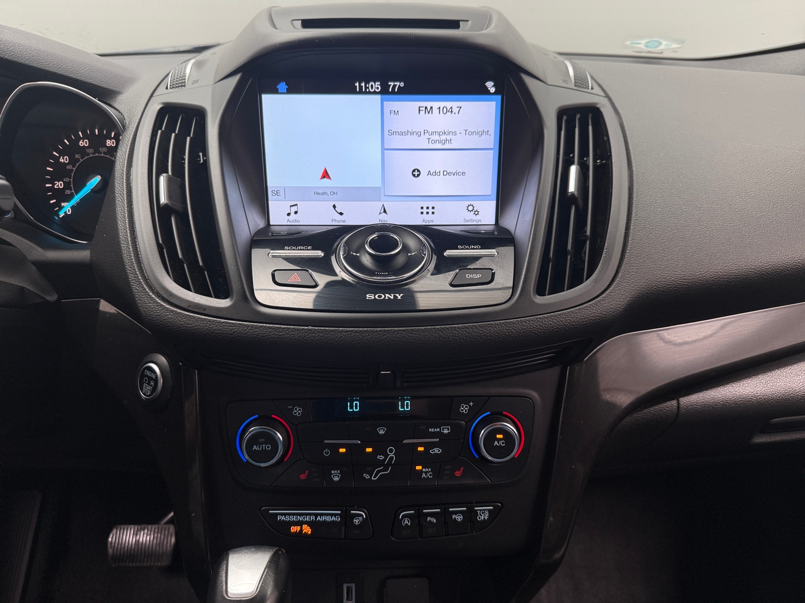 Thumbnail: 2017 Ford Escape - 3