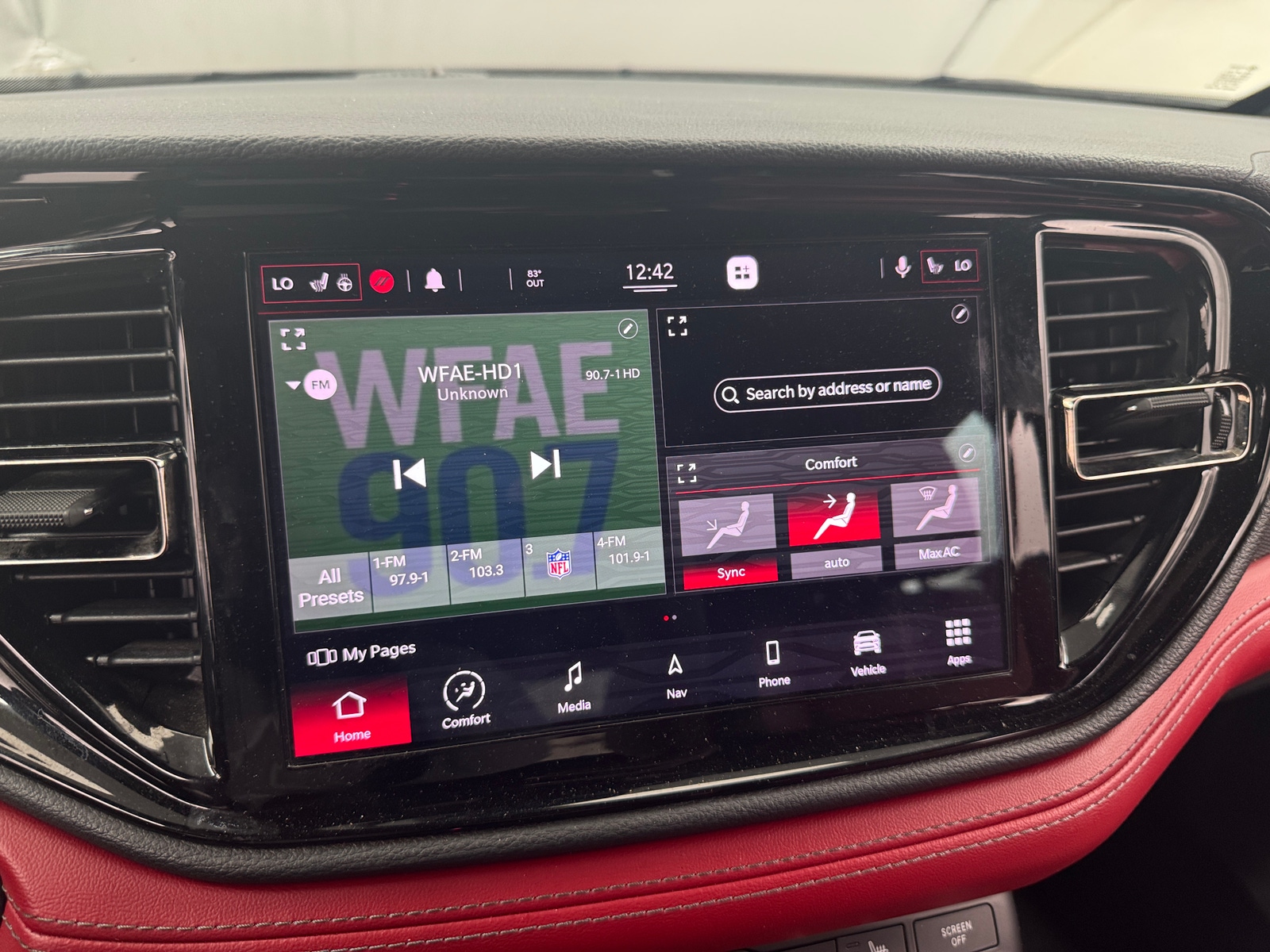 Thumbnail: 2021 Dodge Durango - 3