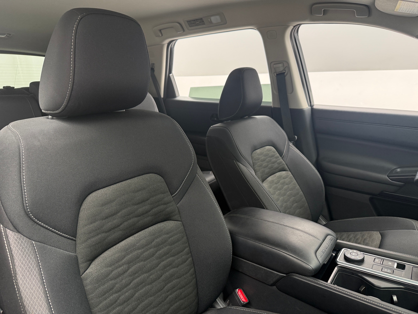 Thumbnail: 2025 Nissan Pathfinder - 2