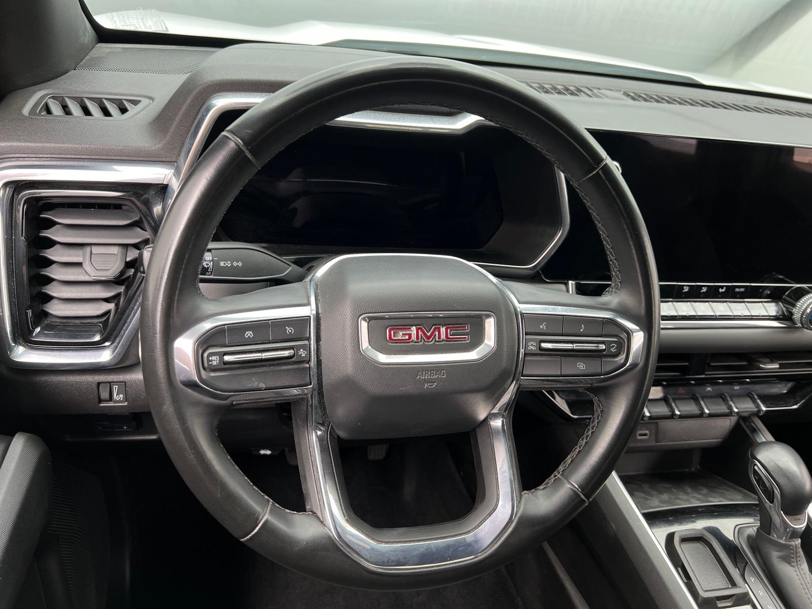 Thumbnail: 2024 GMC Canyon - 5