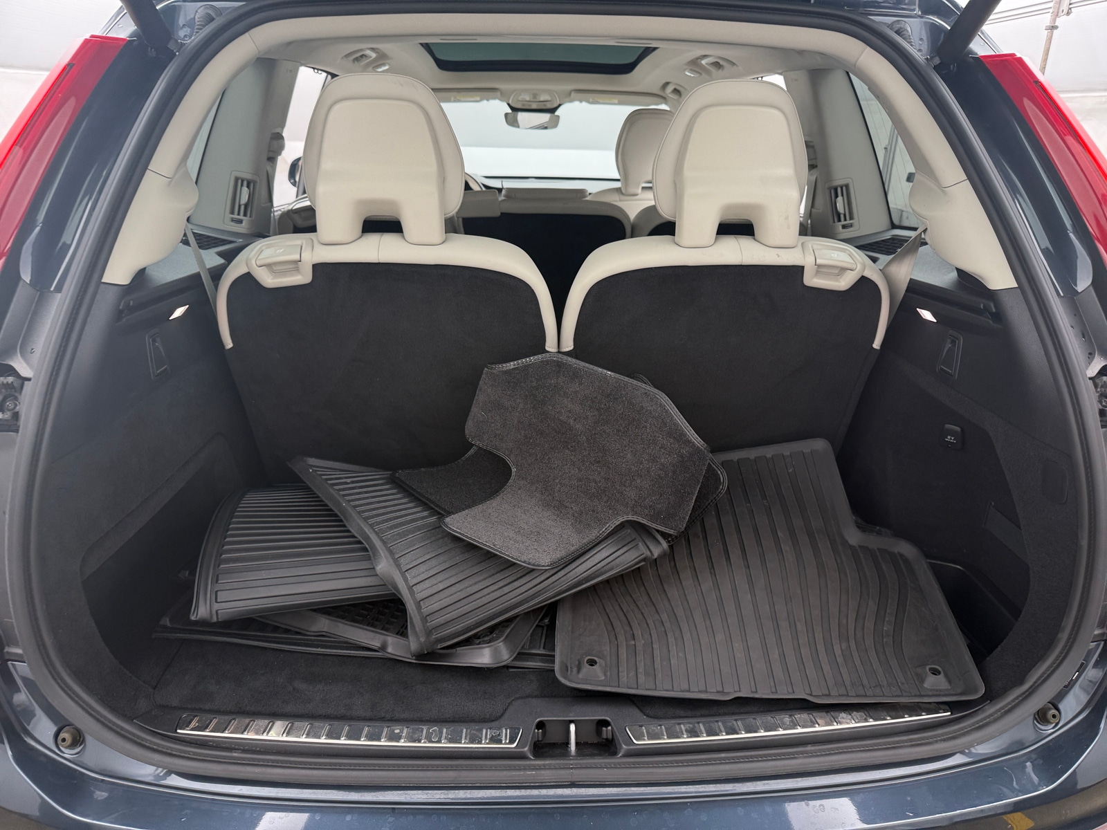Thumbnail: 2024 Volvo XC90 - 6